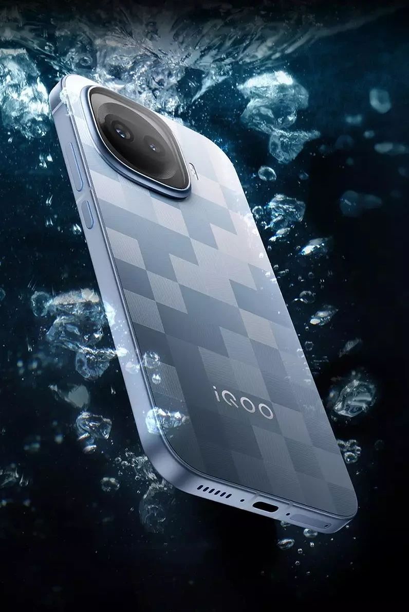 iQOO 15R: मिड-रेंज का नया 'गेमिंग किंग' भारत में लॉन्च क्या यह OnePlus को कड़ी टक्कर देगा?