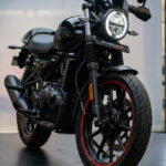 Royal Enfield Guerrilla 450: क्या यह है सबसे बेस्ट रोडस्टर? 5 बड़े कारण!